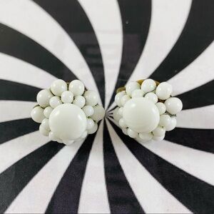 Vintage 1960’s screw back glass bearded earrings